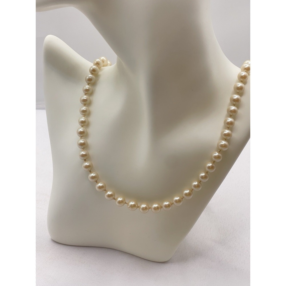 Vintage  16" Pearl‎ Necklace Cream costume Pearl like Gorgeous Perfect B-12